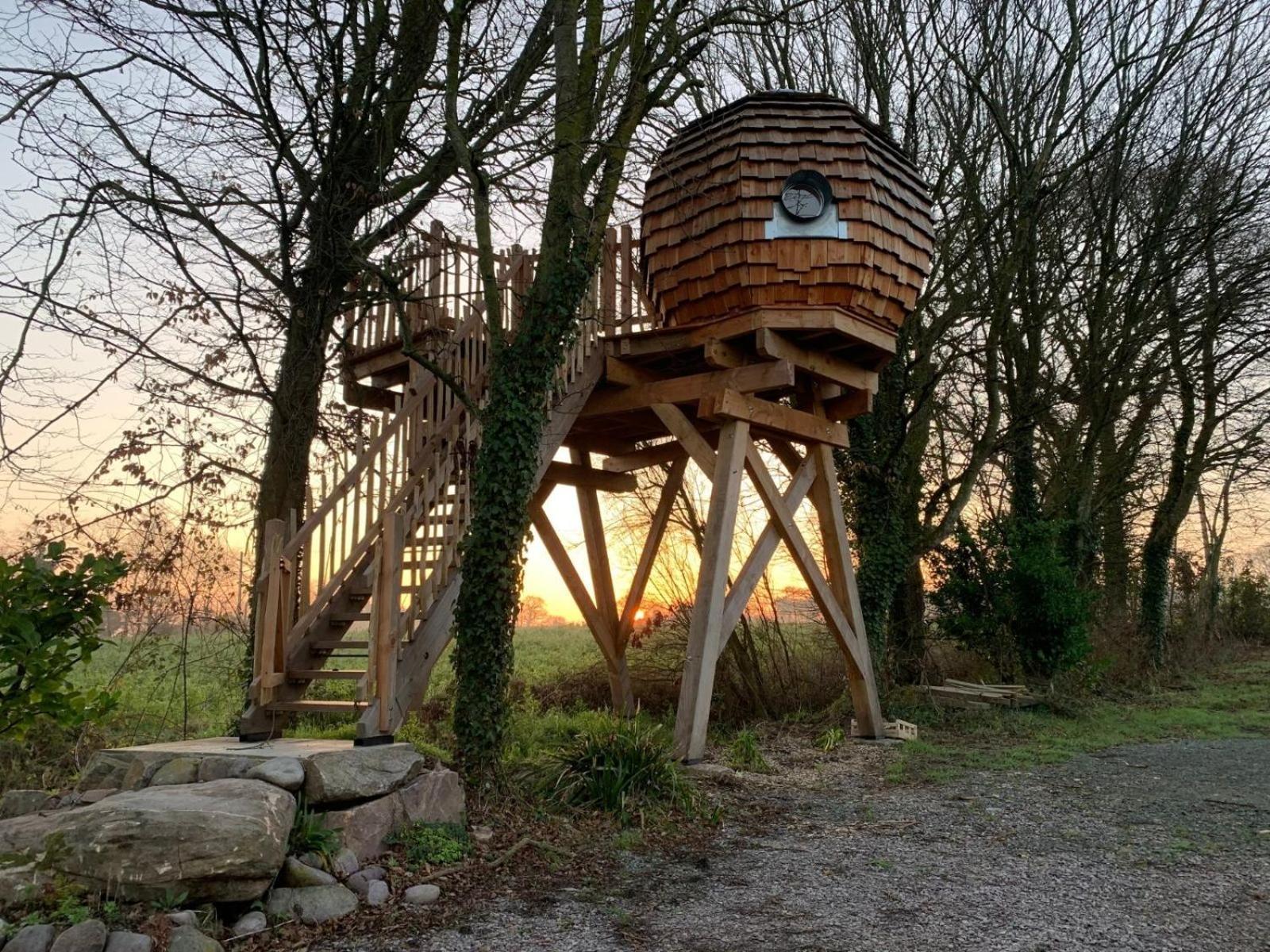 La Ville Es Renais - Ferme Et Maison D'Hotes Insolite Erquy Exterior foto